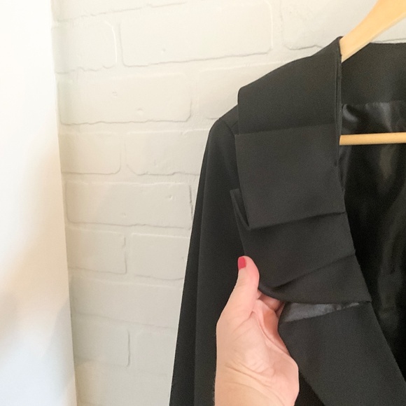 Vintage Y2K Women’s Blazer Ruffled Satin trims Goth Statement Dark Romantic Sz 8 - Picture 13 of 14